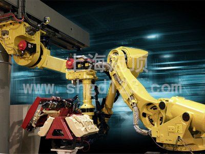 �b�乤�I�C���˼��ɏS��